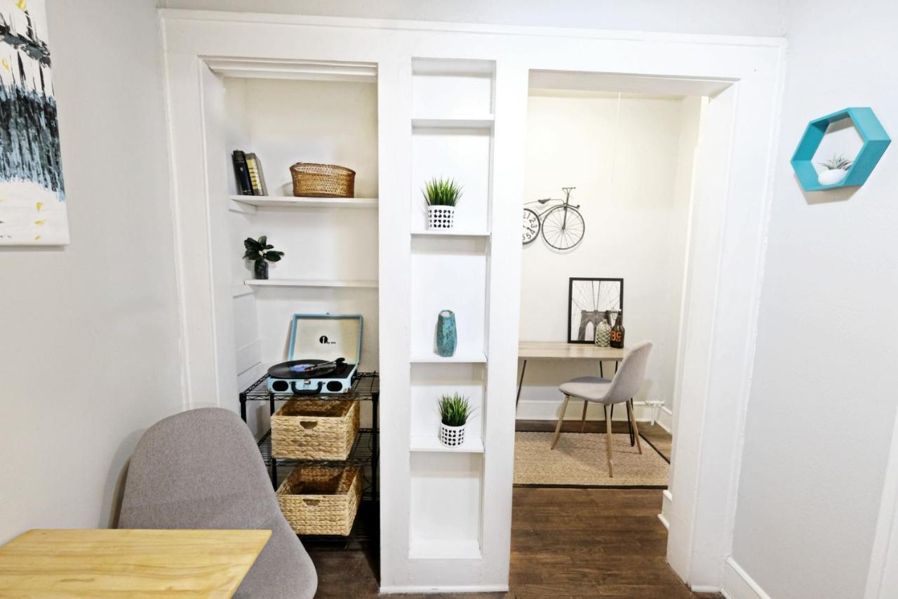 Urban Convenience Studio Flat ダラス エクステリア 写真