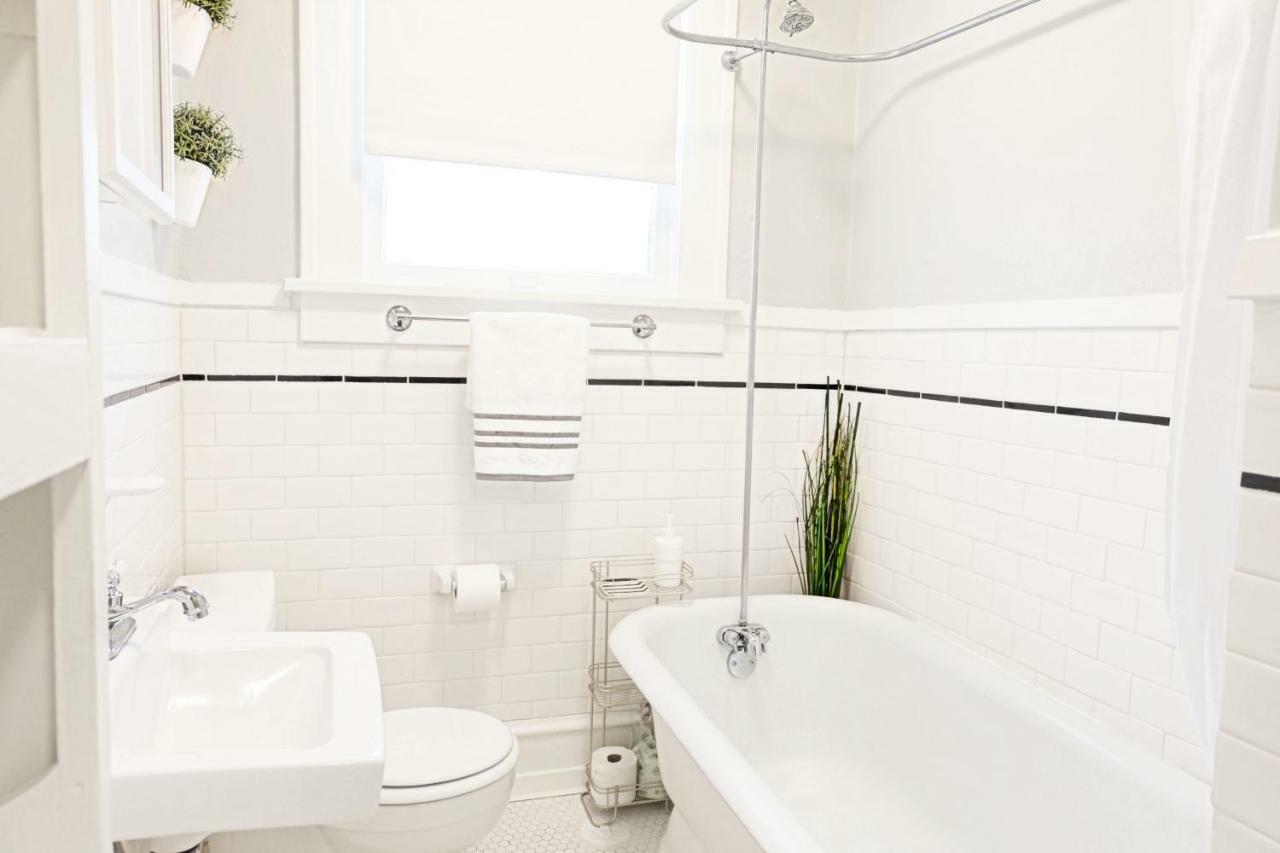 Urban Convenience Studio Flat ダラス エクステリア 写真